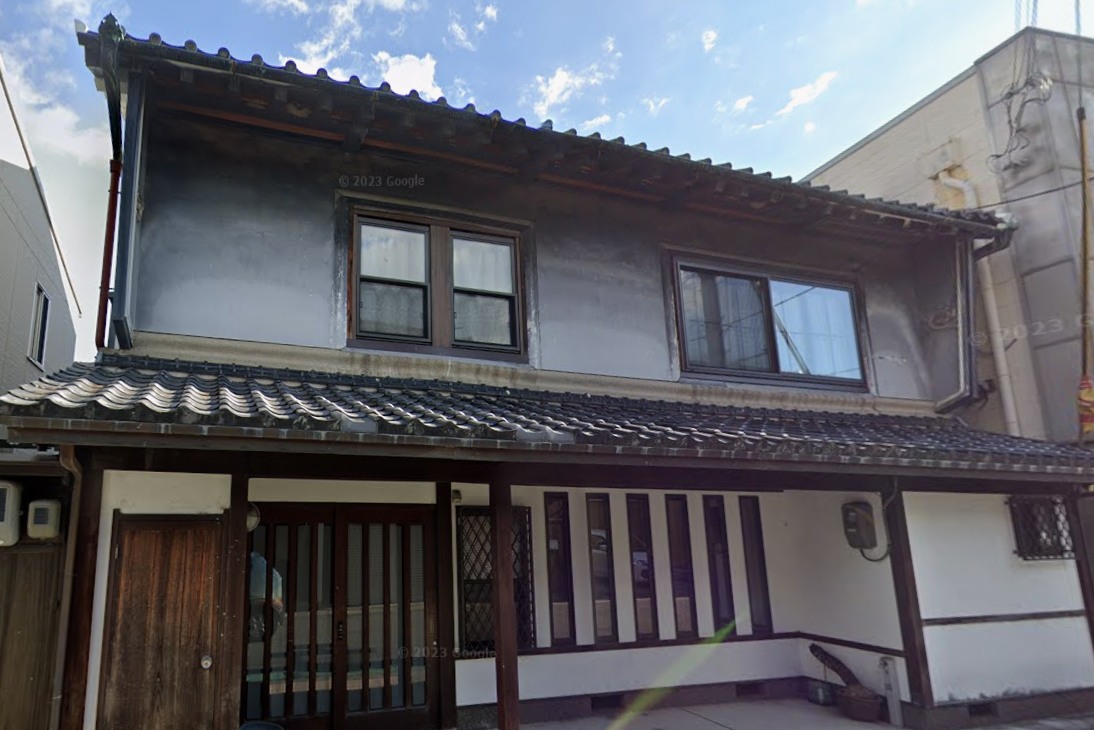 東市間呉服店（モノクロ）